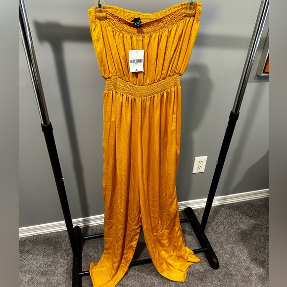 FOREVER 21 JUMPSUIT - Picture 1 of 3